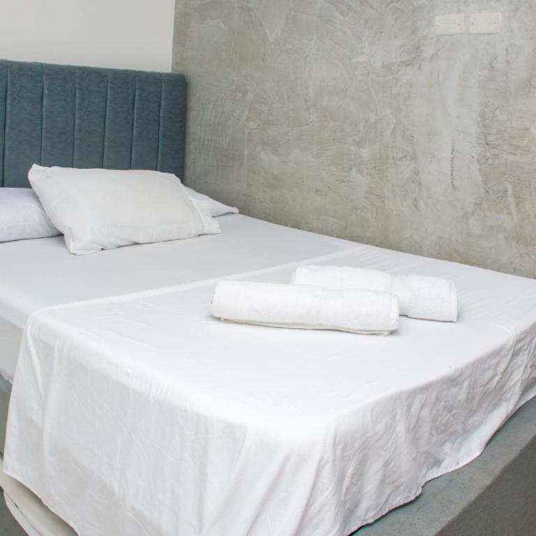 Oceanfront Sunset Apartment - Tu casa vista al mar Cartagena - Three-Bedroom Apartment with Ocean View - 12