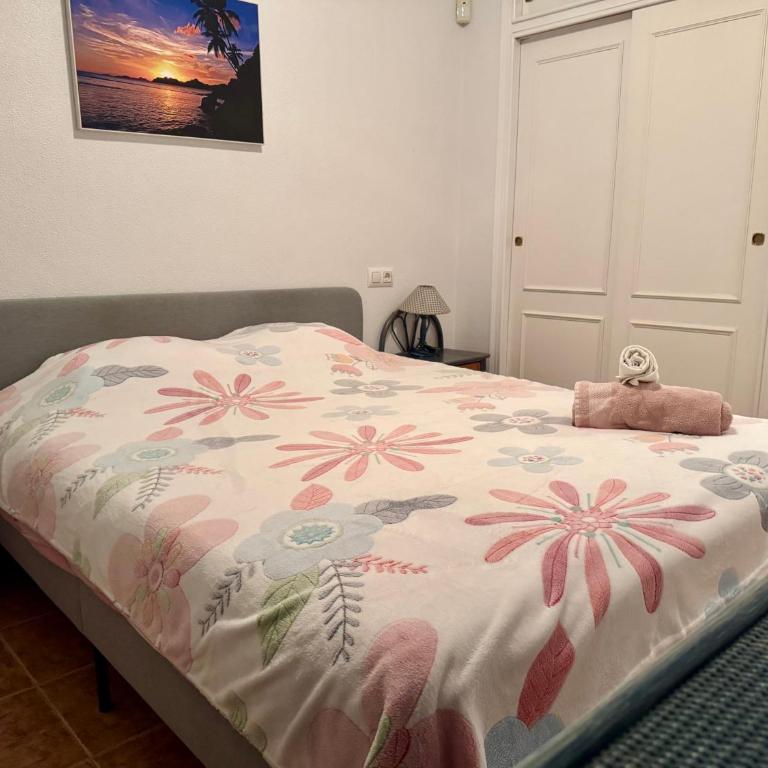 En perle med plass til voksne og familien, solfylt terrasse 5 min fra stranden - Apartamento de 2 dormitorios - 18