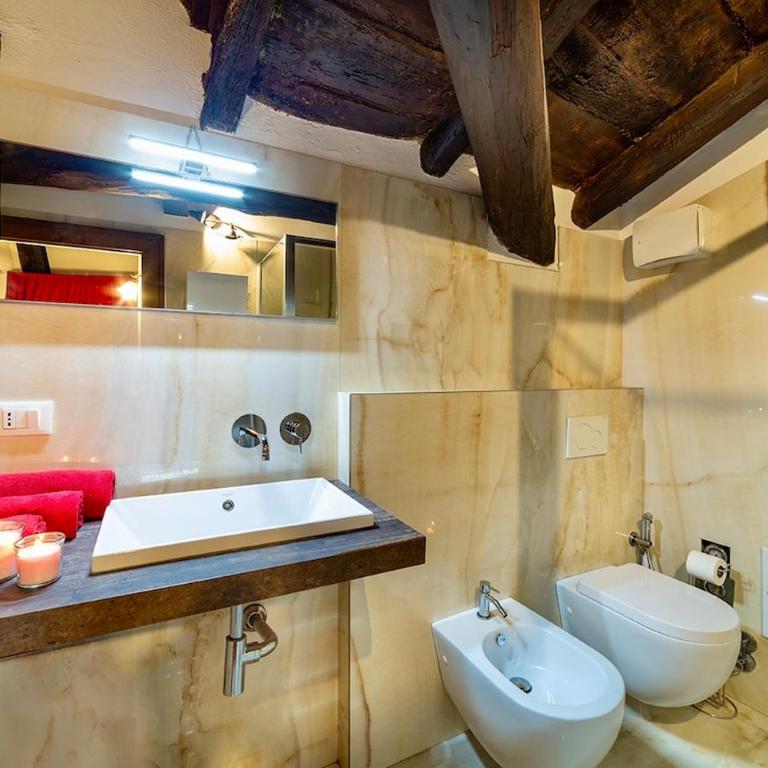 House of Lovers - Magnificent View over Bologna - One-Bedroom Apartment - 7