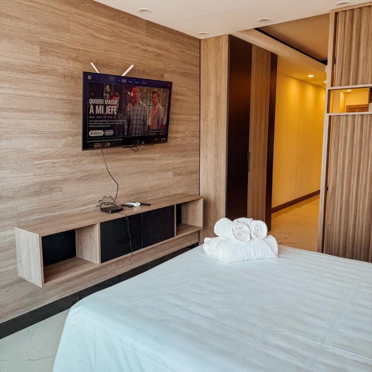 Aura, sofisticación y confort en Equipetrol - One-Bedroom Apartment - 29