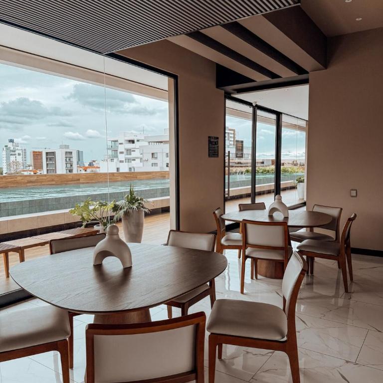 Aura, sofisticación y confort en Equipetrol - One-Bedroom Apartment - 35