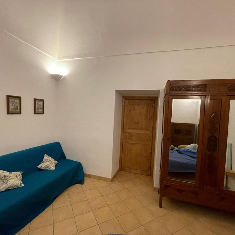 Hortus Conclusus - Appartamento con 3 Camere da Letto e con Balcone - 9