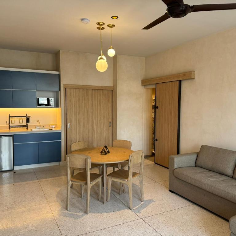 Casa Filomeno - Estudio - 14