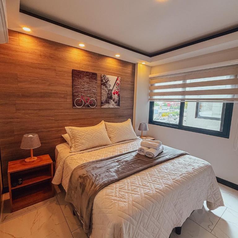 Cálido, Elegante y lujo en equipetrol, 2Dorm - Two-Bedroom Apartment - 23