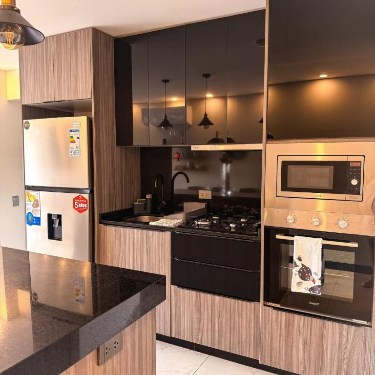 Cálido, Elegante y lujo en equipetrol, 2Dorm - Two-Bedroom Apartment - 33