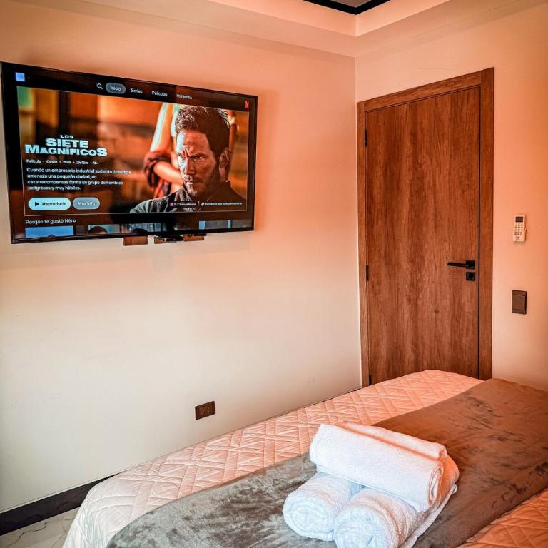 Cálido, Elegante y lujo en equipetrol, 2Dorm - Two-Bedroom Apartment - 36