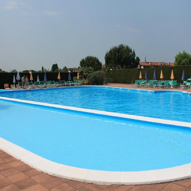 Charming Apartment with Pool near Lazise Ideal for Families - Casa Vacanze con 1 Camera da Letto - 2