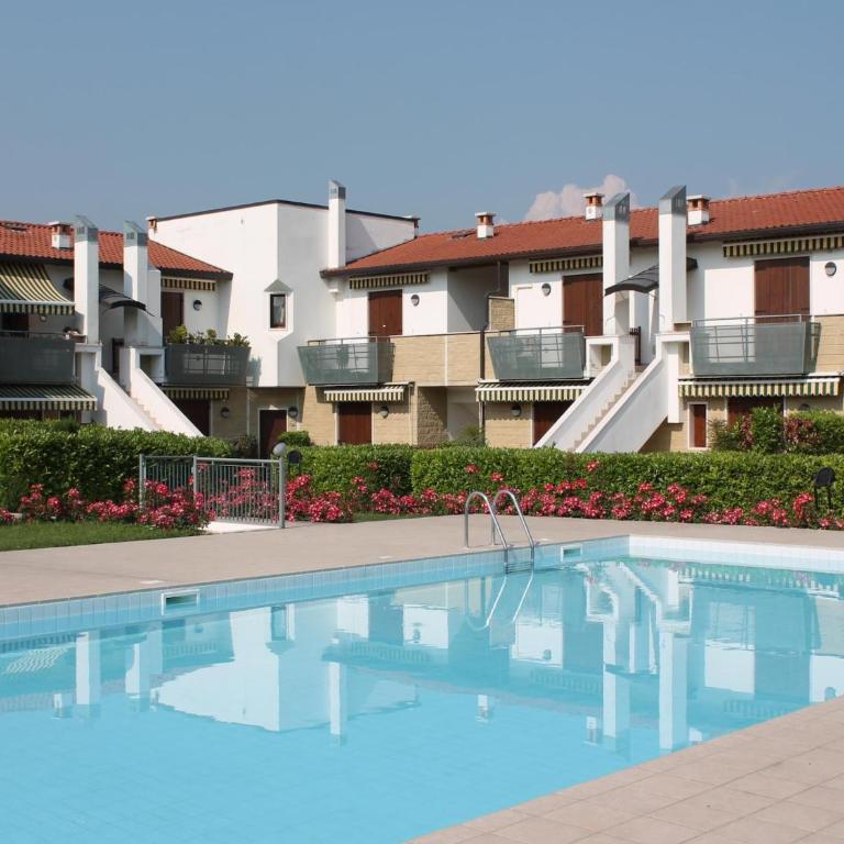 Charming Apartment with Pool Near Lazise Historic Centre - Casa Vacanze con 1 Camera da Letto - 5