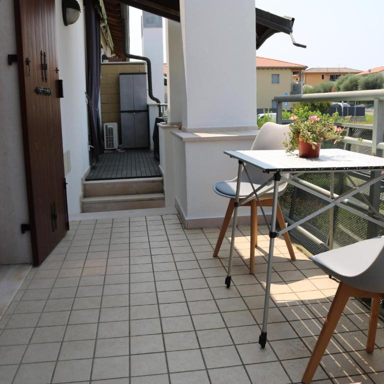 Charming Apartment with Pool Near Lazise Historic Centre - Casa Vacanze con 1 Camera da Letto - 25
