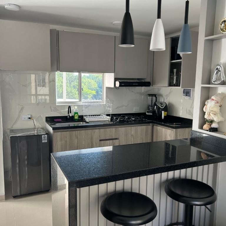 HERMOSO APARTAMENTO EN RICAURTE CUDINAMARCa - Apartamento de 2 dormitorios - 4