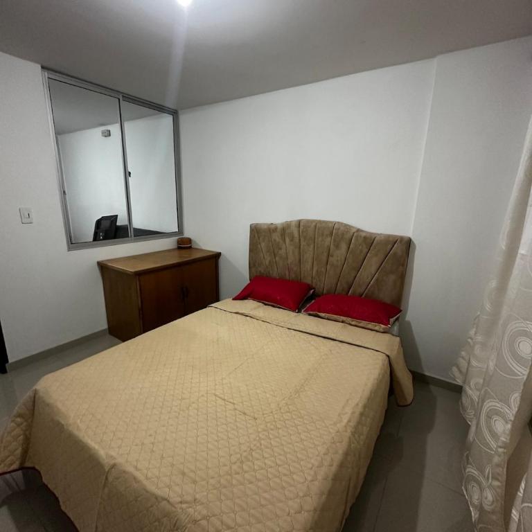 Apartamento cerca al aeropuerto y zonas de interés - Apartamento de 1 dormitorio - 11