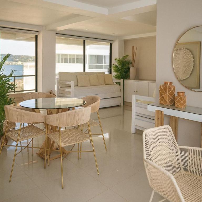Deluxe Apts pasos de la playa - Apartamento Deluxe de 2 dormitorios con vistas al mar - 5