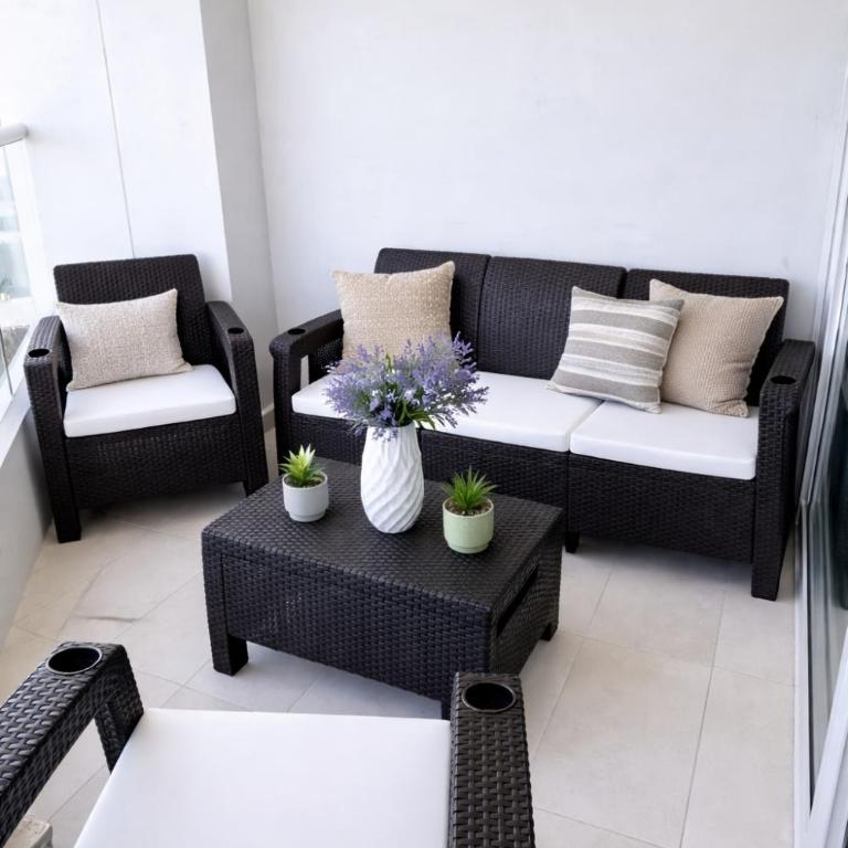 Brand new Oceanview 3 bedroom with Private Jacuzzi - Three-Bedroom Apartment with Balcony - 17