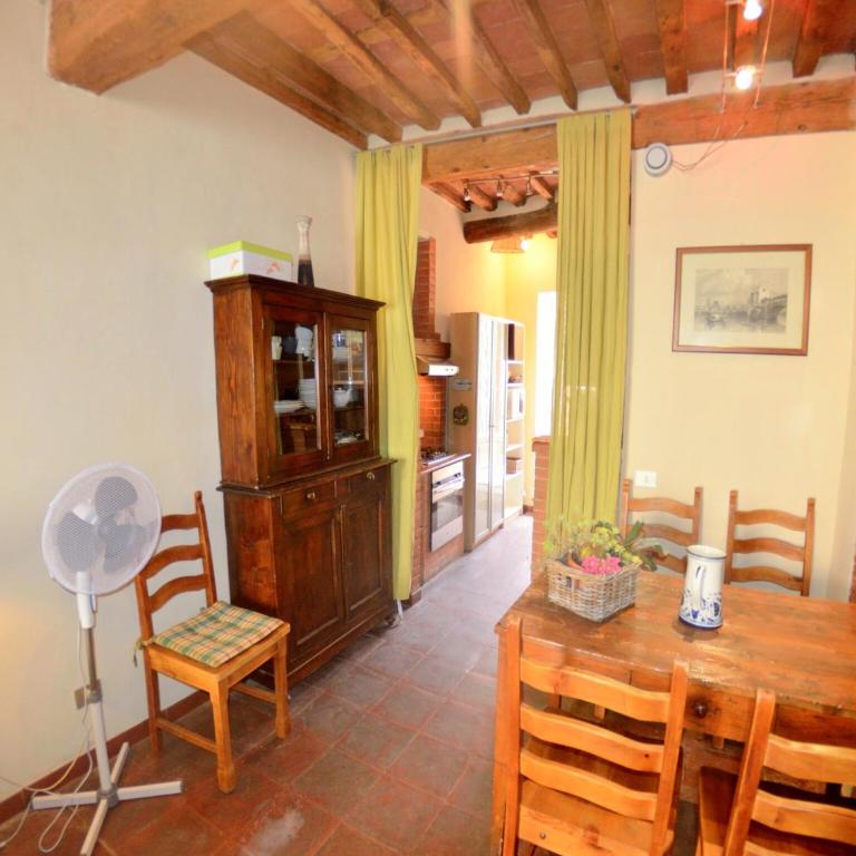 Lucca Central Garden Cottage - Casa Vacanze con 2 Camere da Letto - 9