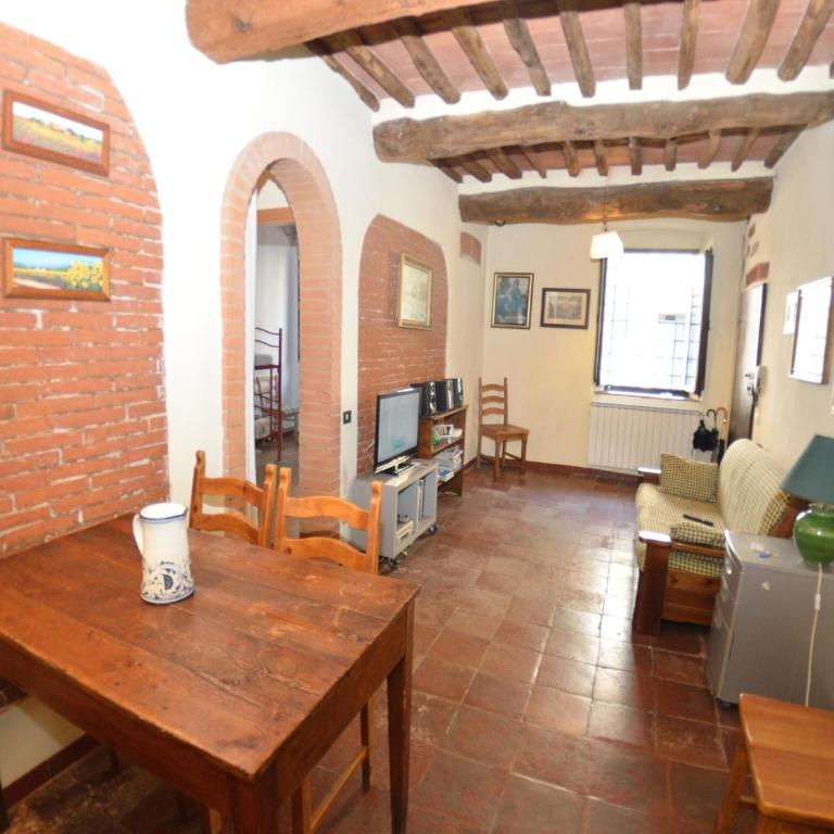 Lucca Central Garden Cottage - Casa Vacanze con 2 Camere da Letto - 8