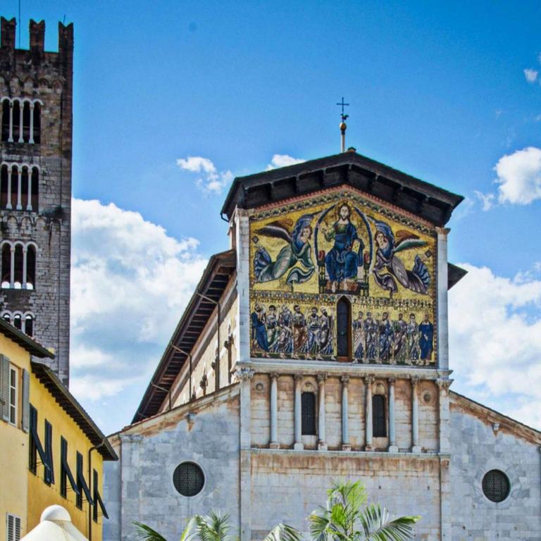 Lucca Central Garden Cottage - Casa Vacanze con 2 Camere da Letto - 37