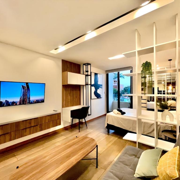Amplio y moderno Studio con Balcony en Equipetrol - One-Bedroom Apartment - 6