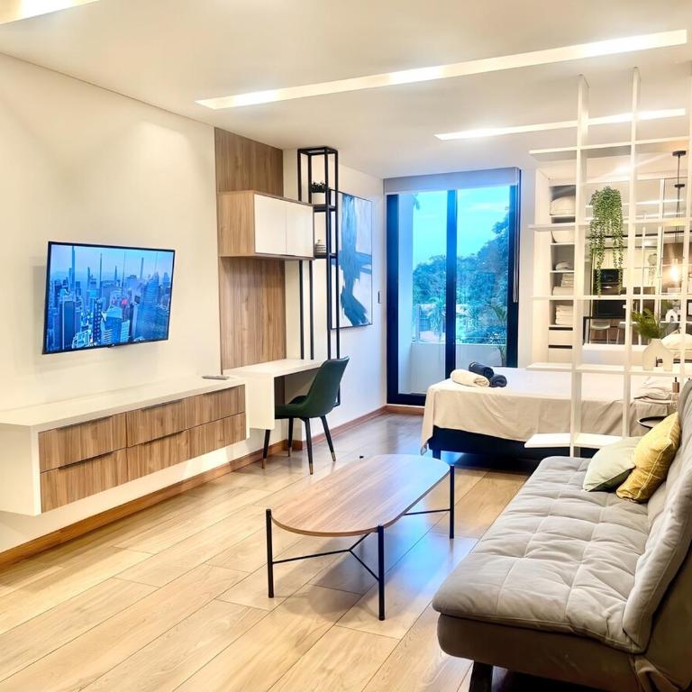 Amplio y moderno Studio con Balcony en Equipetrol - One-Bedroom Apartment - 13