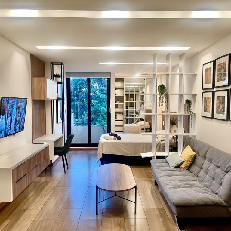 Amplio y moderno Studio con Balcony en Equipetrol - One-Bedroom Apartment - 38