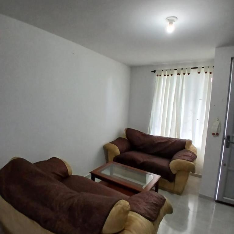 Family Home in Armenia, Quindío - One-Bedroom House - 2