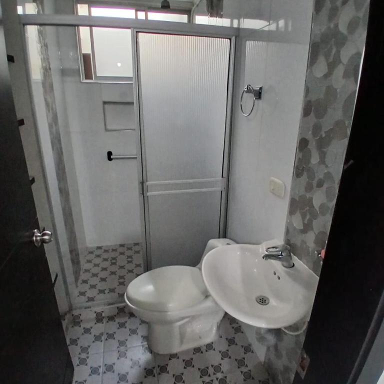 Family Home in Armenia, Quindío - One-Bedroom House - 24