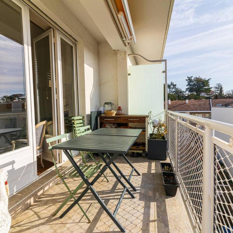 Saint-Jean-de-Luz, appt 5 pers, vue océan, parking, proche plage - FR-1-792-44 - Appartement - 10