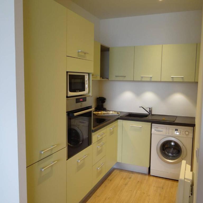 Saint-Jean-de-Luz, appartement T3, 4 couchages, centre historique, WIFI, non-fumeur - FR-1-792-26 - Apartment - 3