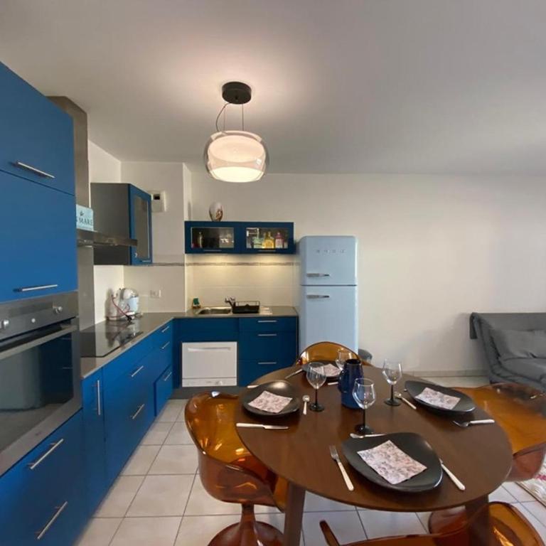 Appartement rénové face plage centrale - 4 pers. - FR-1-413-267 - Apartment - 1