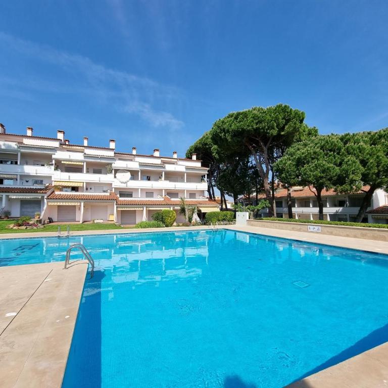 Apartamento a 400m de la playa con piscina comunitaria - HISP-236-113 - Appartamento - 1