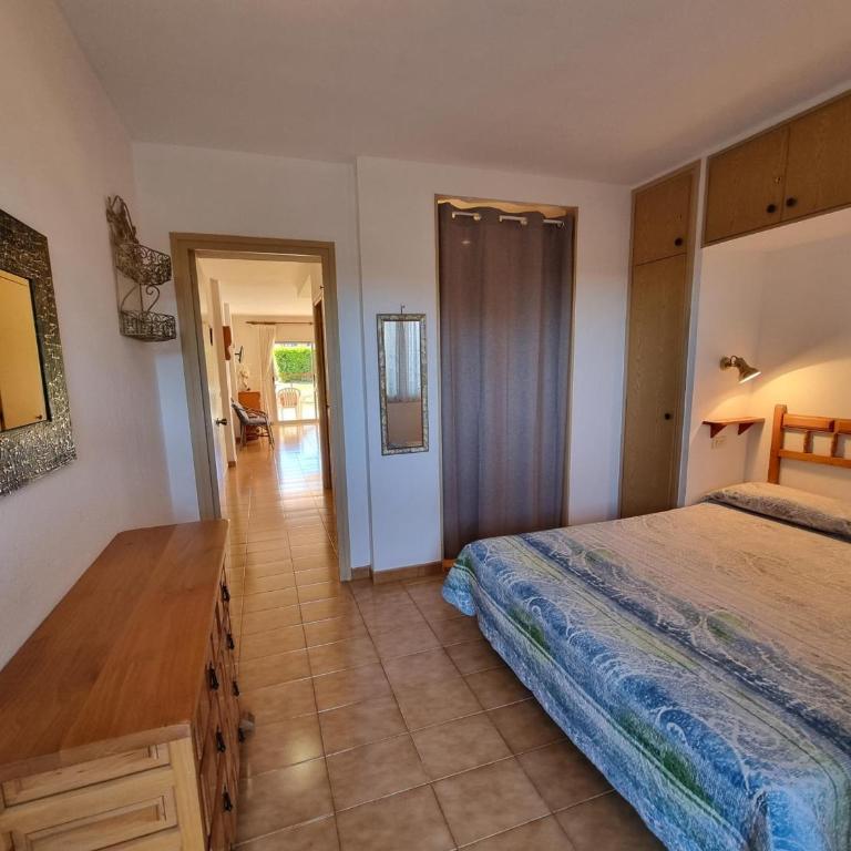 Apartamento a 400m de la playa con piscina comunitaria - HISP-236-113 - Appartamento - 4