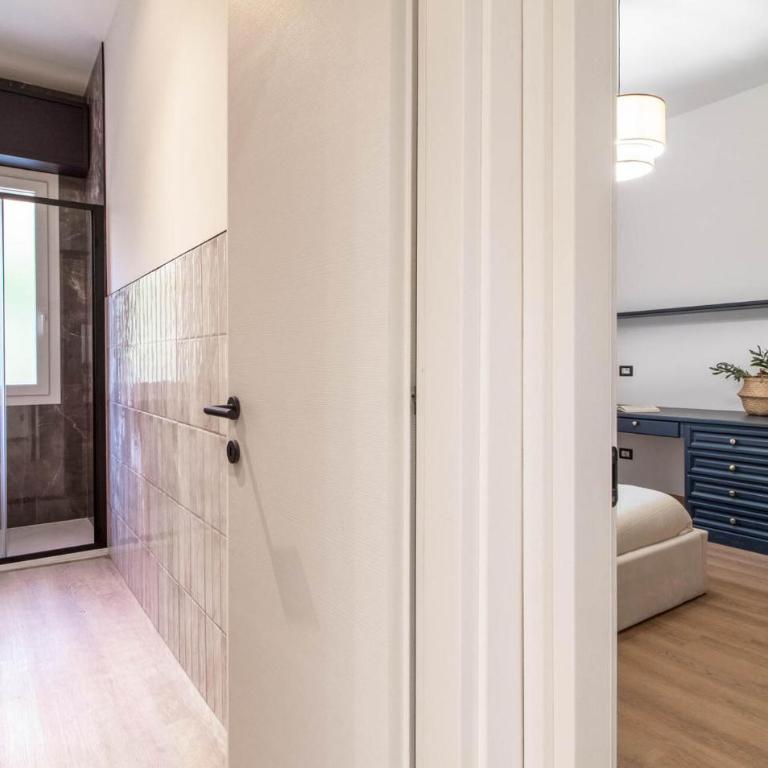 2 Bedroom Lovely Apartment In Santa Margherita - Two-Bedroom Apartment with Balcony - 24