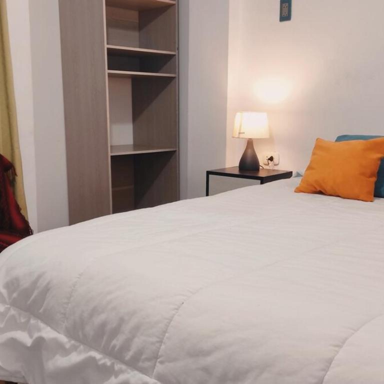 Alojamiento cerca al centro - Four-Room Apartment - 32