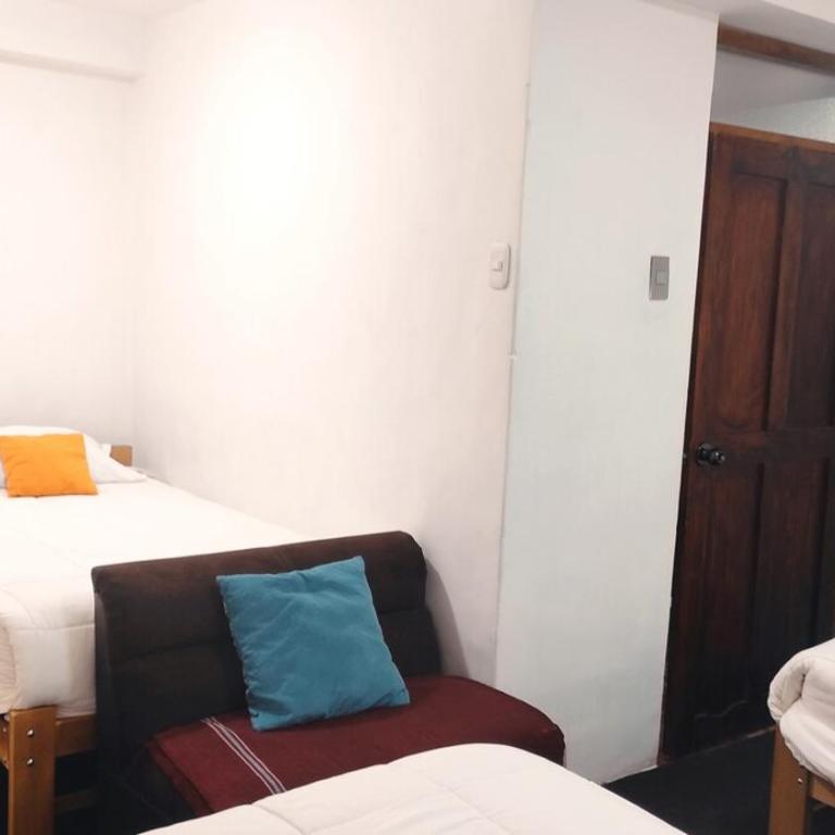 Alojamiento cerca al centro - Four-Room Apartment - 11