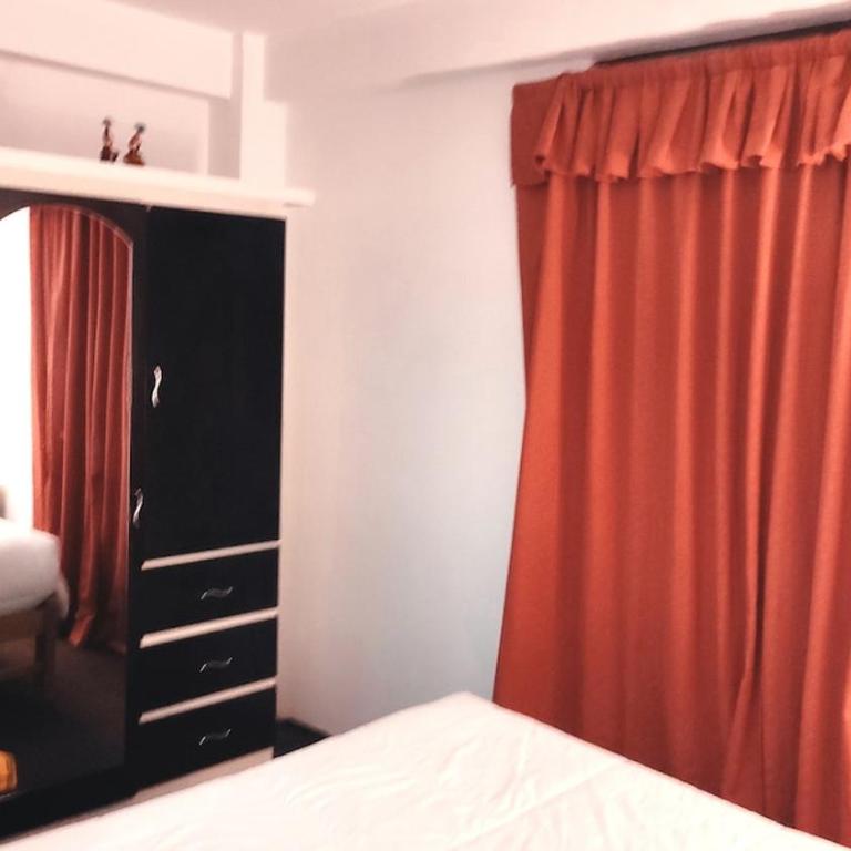 Alojamiento cerca al centro - Four-Room Apartment - 10