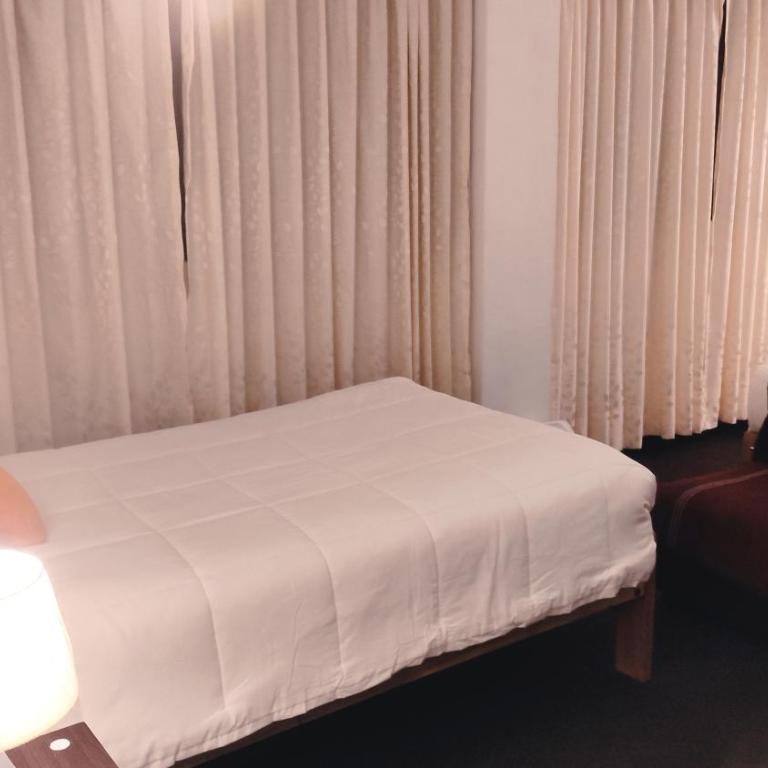 Alojamiento cerca al centro - Four-Room Apartment - 13