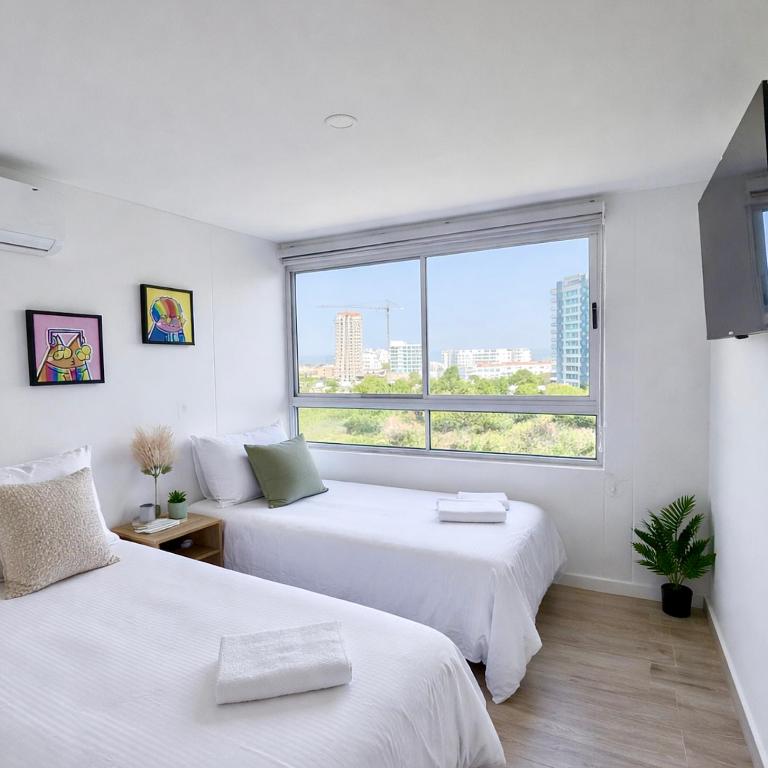 Brand new Oceanview 3 bedroom with Private Jacuzzi - Three-Bedroom Apartment with Balcony - 21