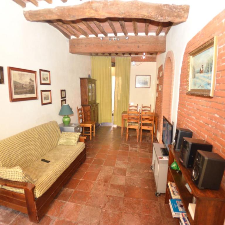 Lucca Central Garden Cottage - Casa Vacanze con 2 Camere da Letto - 6