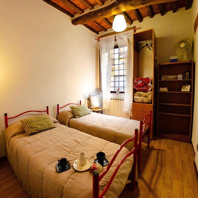 Lucca Central Garden Cottage - Casa Vacanze con 2 Camere da Letto - 33