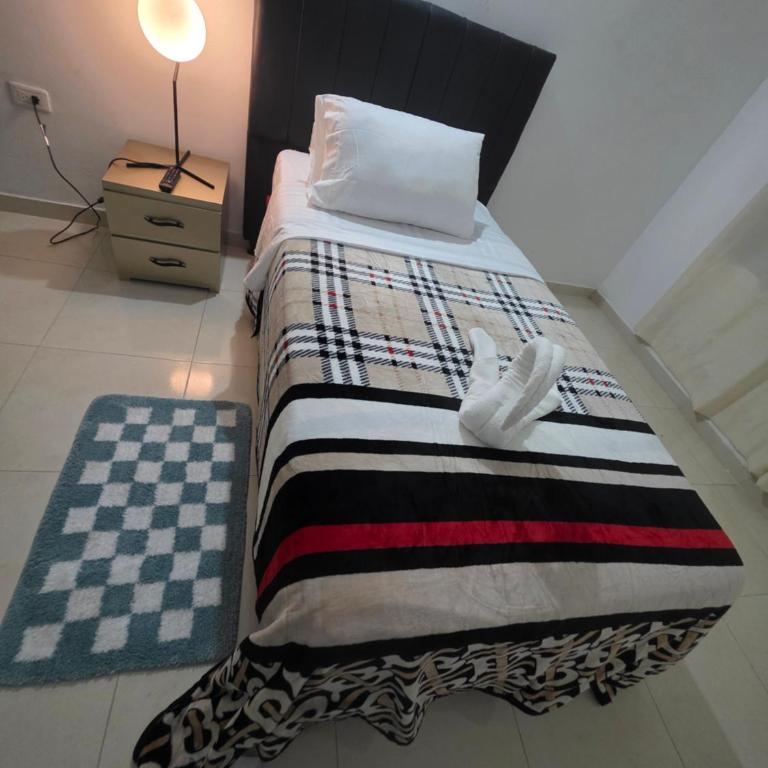 hotel Montserrat - Casa - 9