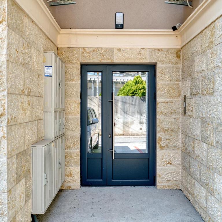Cozy Dobrota Apartment by MN Property - One-Bedroom Apartment - 3