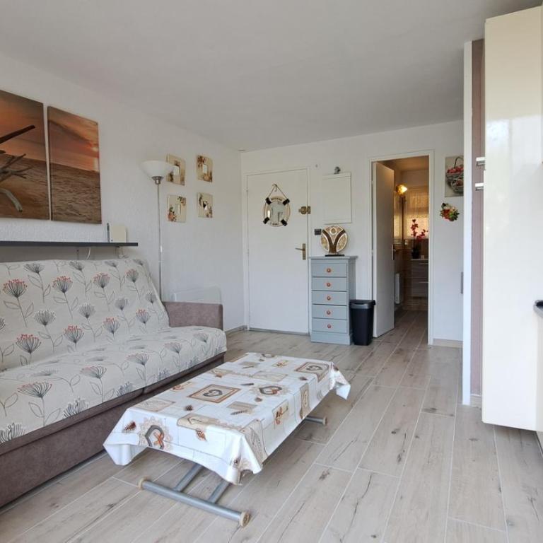 Studio à 50 m de la plage et du sentier littoral - Apartment mit 1 Schlafzimmer - 1
