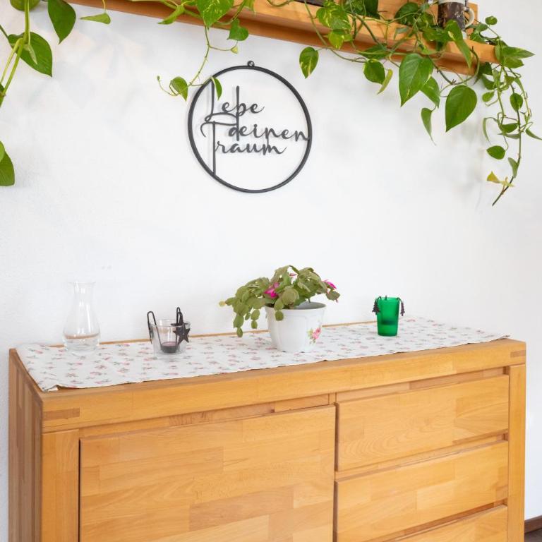 Gemütliche Ferienwohnung mit 2 Schlafzimmern, Fitness & Bestlage - Apartment mit 2 Schlafzimmern - 6