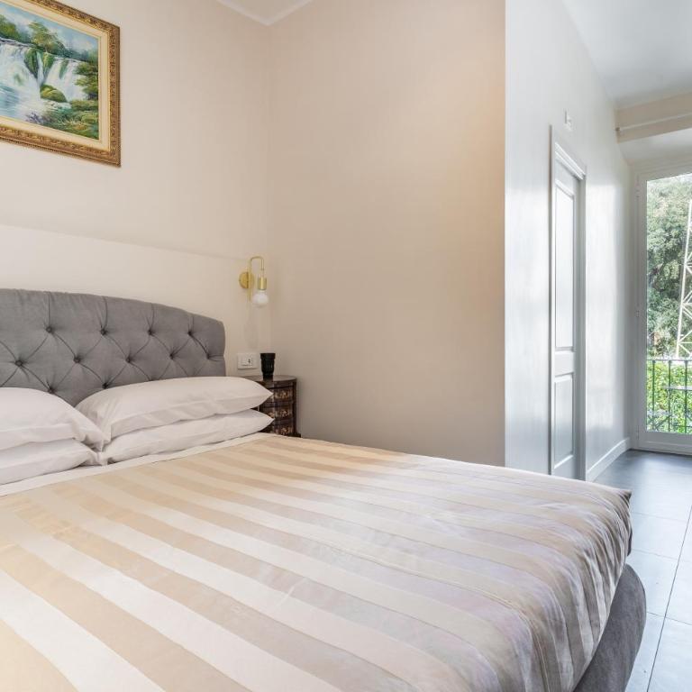 Zara Rooms - Camera King con Balcone - 12