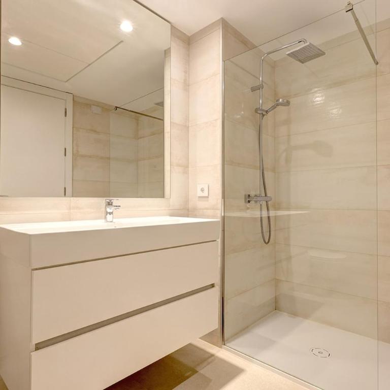 Modern 3-bedroom with sea views and picture worthy sunsets - Apartamento de 3 dormitorios - 9