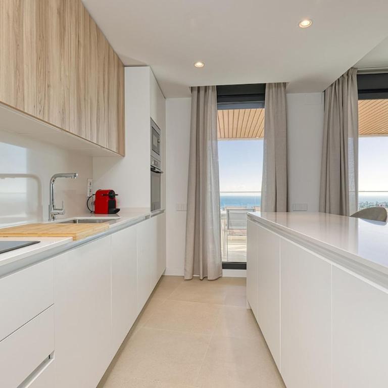 Modern 3-bedroom with sea views and picture worthy sunsets - Apartamento de 3 dormitorios - 19