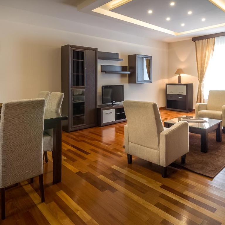 Feel Belgrade Apartments - Deluks Apartman s 2 Spavaće Sobe i Terasom - 10
