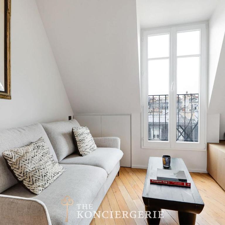 Luxe sous les toits de Paris avec vue Tour Eiffel - Appartement - 5