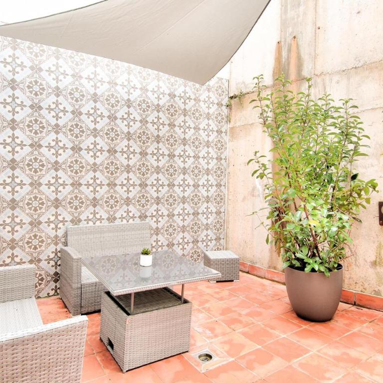Illes 21 - Apartment with Terrace - 16