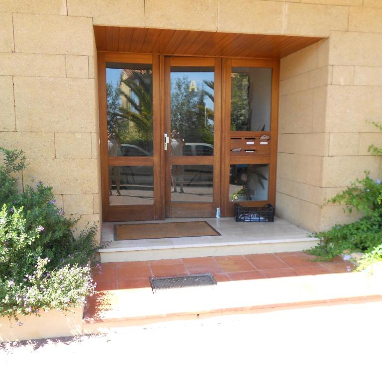 petit studio Le Clos des Cigales 4P,pkg sécurisé, WIFI, smart TV, 12 mn centre, samedi au samedi, RDC - Appartamento con 2 Camere da Letto - 7