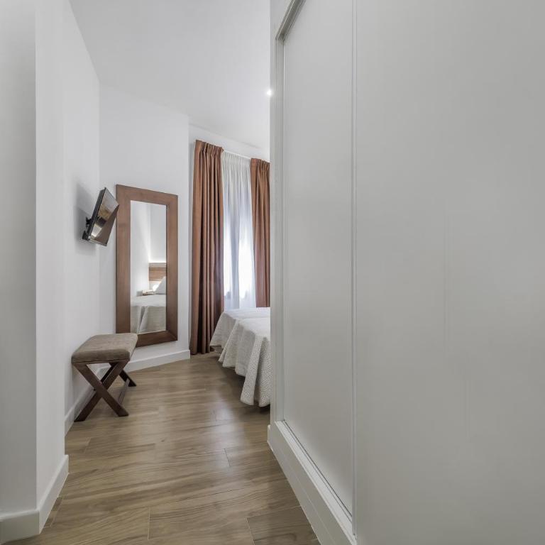 Alminar Apartamentos, Parking incluido junto al centro - Apartamento de 1 dormitorio - 7